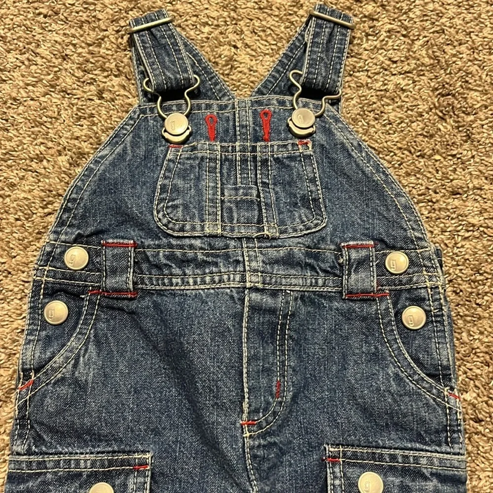 Gymboree Vintage Blue‎ Denim Overalls with Adjustable Straps 3-6M